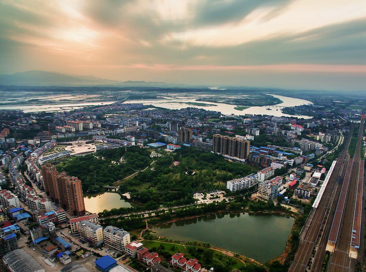 永修組團多措優(yōu)化營商環(huán)境,助力企業(yè)發(fā)展!